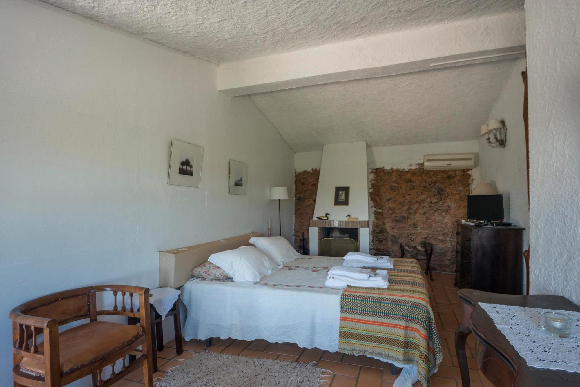 サン・ルイス Monte Pedras Negrasゲストハウス 部屋 写真